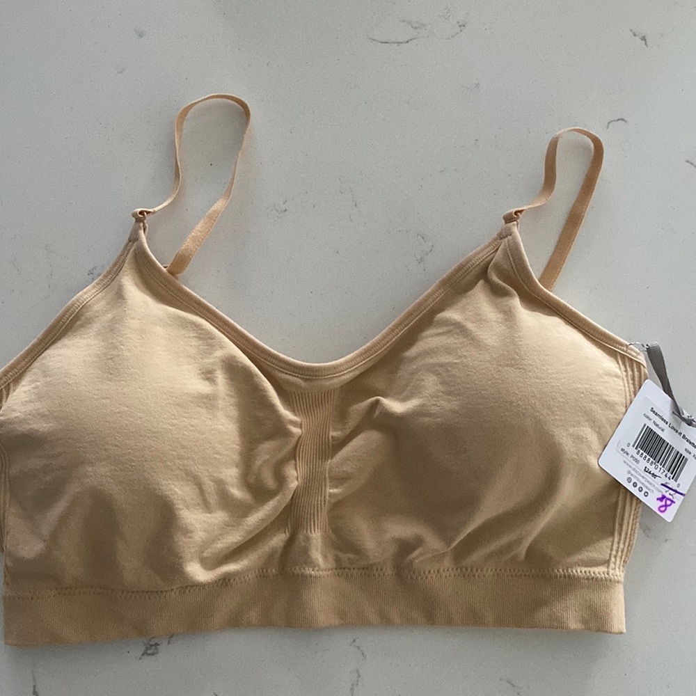 Seamless Love-It Bralette by Peach. NWT. pullover. Adjustable straps. XL